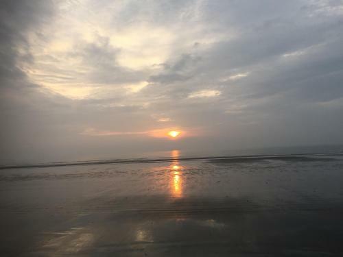 The Beach Retreat