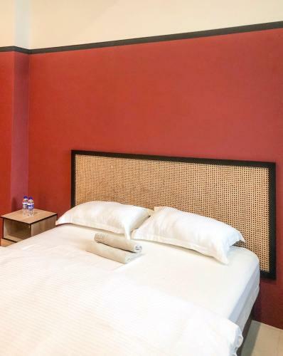 Hostal J Residence