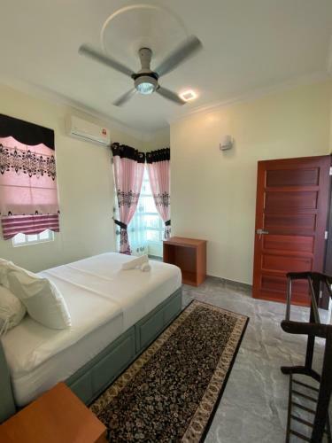 Hostal Che Beach House