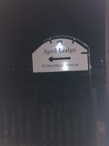 Bed & Breakfast April Lodge