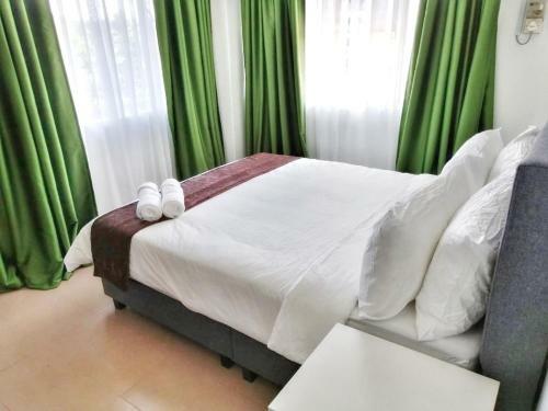 Famisa Eastern Gold Service Apartment