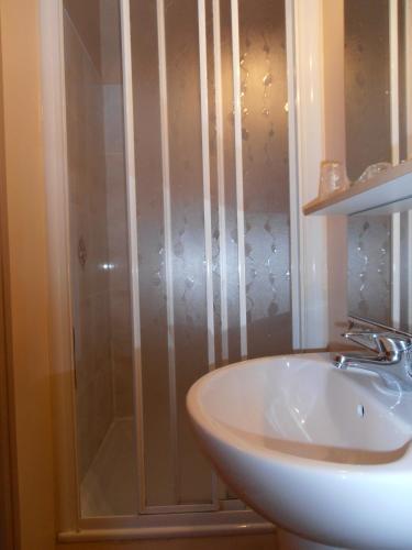Le Crystal Hotel