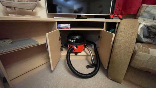 Cozy Private Static Caravan At Llyons Robin Hood - Silver Birch Way 11