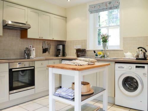 Laundry Cottage