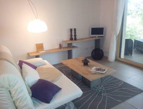 Home 33