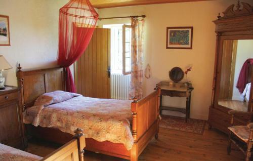 Holiday Home Cubjac M-572