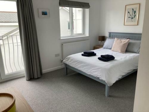 The Lookout At No4. Sleeps 5, With Private Parking
