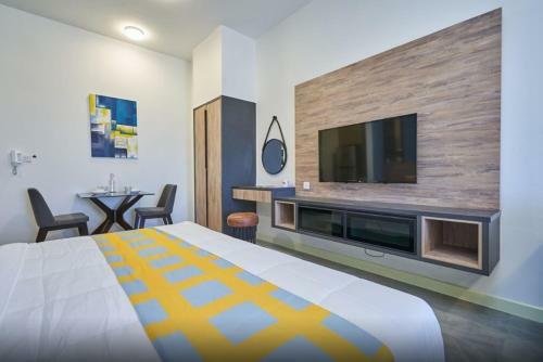 Apartamento Imperio Residence With Private Bathtub By Lets Stay