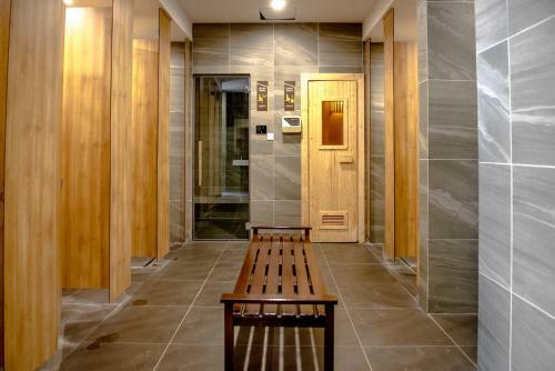 Apartamento Imperio Residence With Private Bathtub By Lets Stay