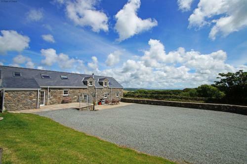 Ty'r Mynach