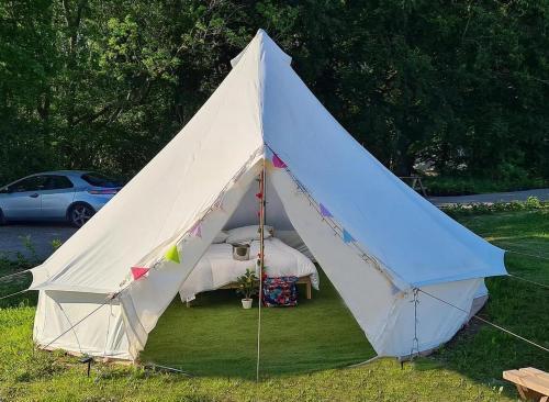 4 Meter Bell Tent - Up To 4 Persons Glamping 18