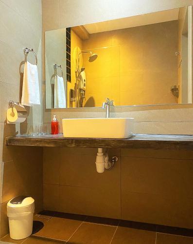Apartamento Amadel Residence 16