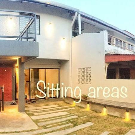 Hostal Alimama Guesthouse Melaka With Balcony