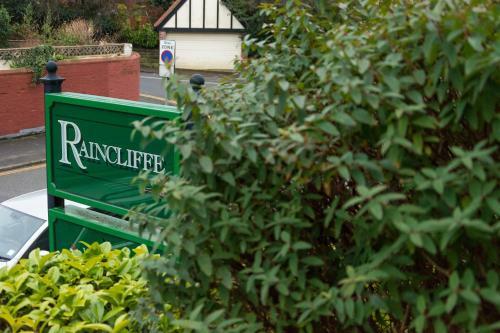 Bed & Breakfast The Raincliffe Hotel