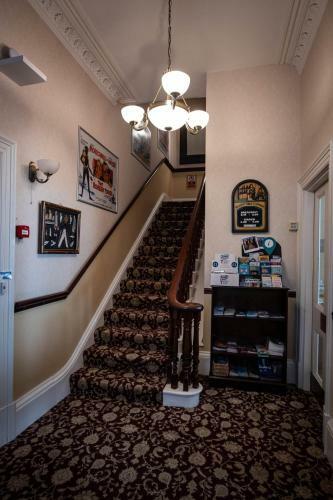 Bed & Breakfast The Raincliffe Hotel