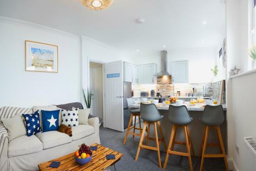 Apartamento Bay View.....amazing Location Looking Sea Views!!!
