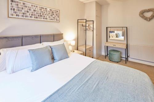 Host & Stay - The Avenue Victoria Apartment