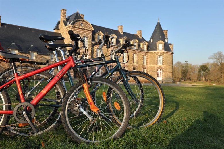 Hotel Chateau De Canisy