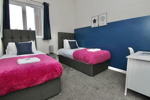 Mount House - Cosy Spacious Home