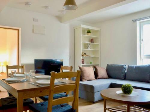 The Wee Coolins-holiday Home With Wood Burner