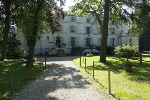 Hotel H�tellerie Nouvelle De Villemartin