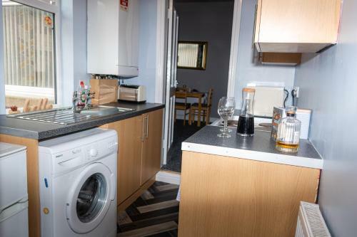 The Attic 3 Bedroom Apartment By Nook Serviced Accommodation