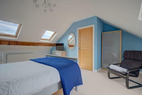 Sunderland Self Catering 2 - Violet Cottage Free Parking