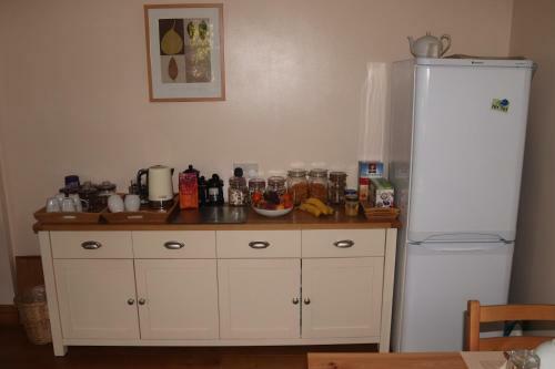 Bed & Breakfast Highworth House