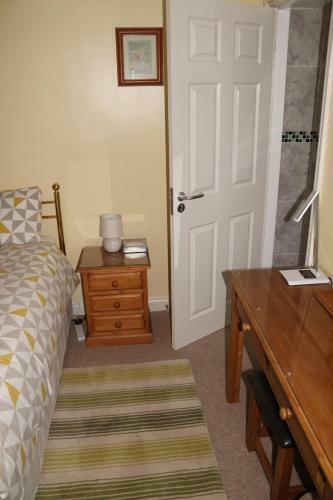 Bed & Breakfast Highworth House