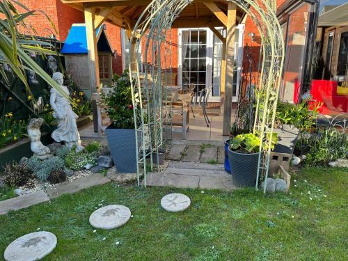 Hostal Sleeping Dogs Guest House And Log Cabin