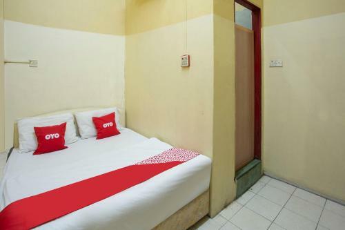Spot On 90137 Casavilla Hotel Pudu