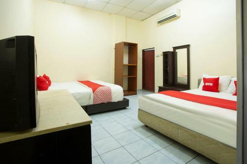 Spot On 90137 Casavilla Hotel Pudu