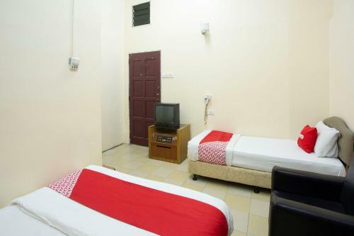 Spot On 90137 Casavilla Hotel Pudu