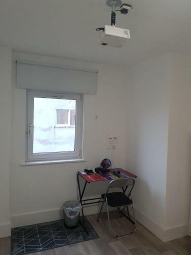 Albergue Neon 160