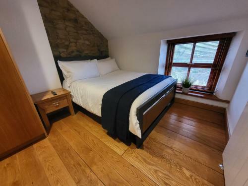 3 Bed Luxury Cottage With Private Hot Tub