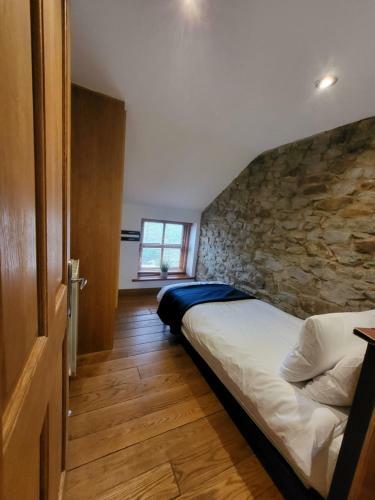 3 Bed Luxury Cottage With Private Hot Tub