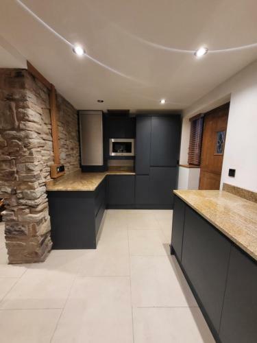 3 Bed Luxury Cottage With Private Hot Tub