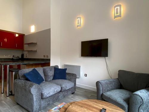 Pass The Keys Superb Duplex Apartment, Sleeps 5 With Free Parking