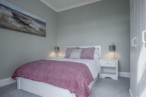 Flint House - 2 Bedroom Apartment - Tenby