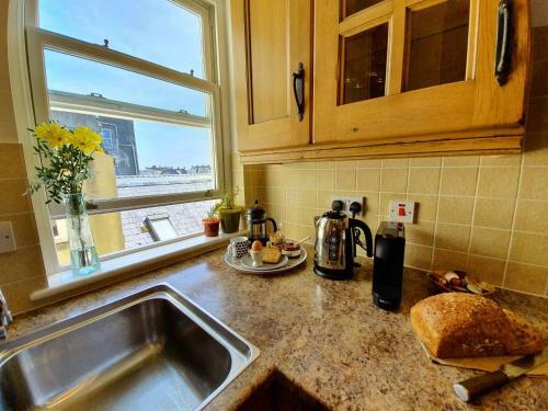 Apartamento Stylish Flat In Central Tenby + Parking & Balcony