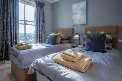 Judith's View - 3 Bedroom Apartment - Tenby
