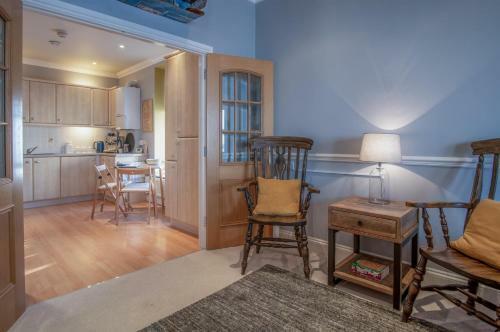 Judith's View - 3 Bedroom Apartment - Tenby