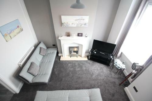 Lawsons Cottage - Newly Refurbished - Superb Location - Thornton Cleveleys