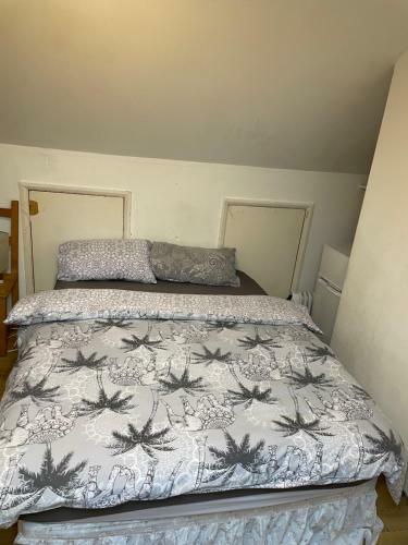 Apartamento Studio Flat Based In Croydon Thornton Heath