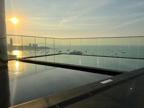 Apartamento Exceptional Sea View 1-bdr Edge Central Pattaya