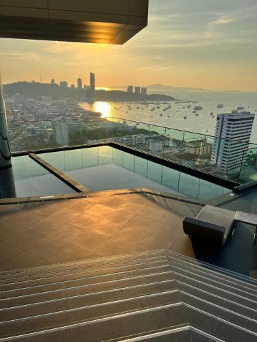 Apartamento Exceptional Sea View 1-bdr Edge Central Pattaya