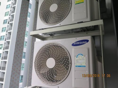Central Pattaya Near Hilton 1 Br Poolseaview 8