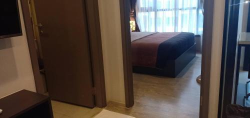 Central Pattaya Near Hilton 1 Br Poolseaview 8