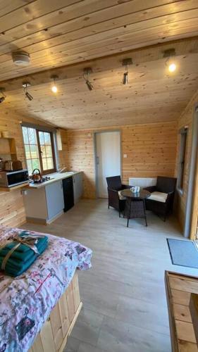 Beautiful Wooden Tiny House With Hot Tub 2