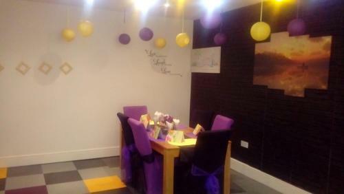 Bed & Breakfast Carer 4 You Residential Home